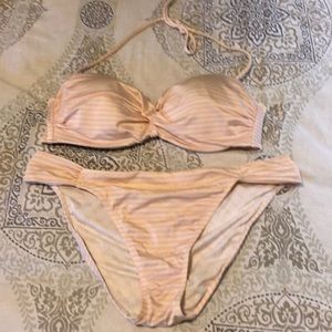 VS bikini